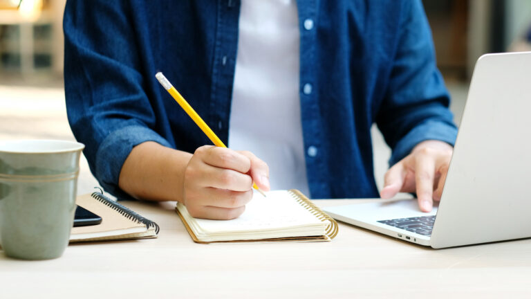 Convocadas becas de colaboración “JAE Intro SOMdM”